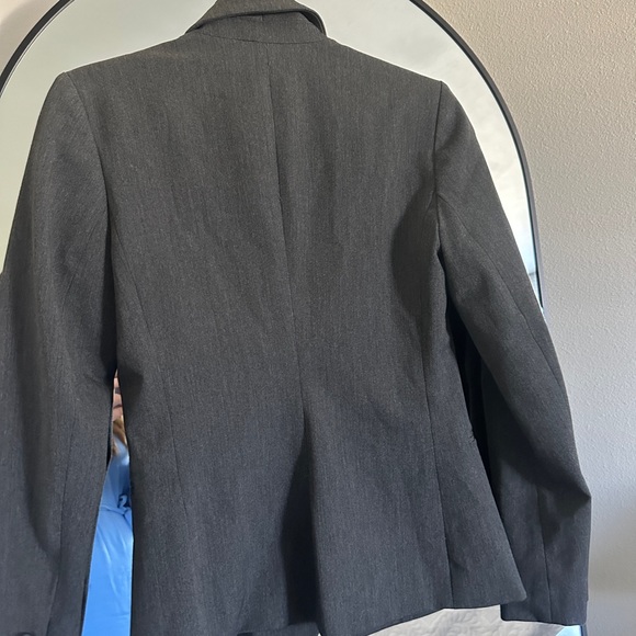 Express Grey Suit Blazer - Picture 4 of 10